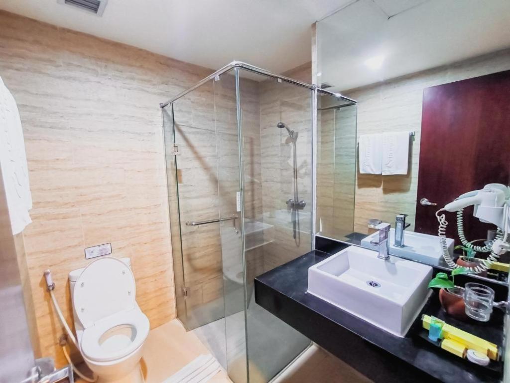 Hermes Palace Hotel Medan Extérieur photo