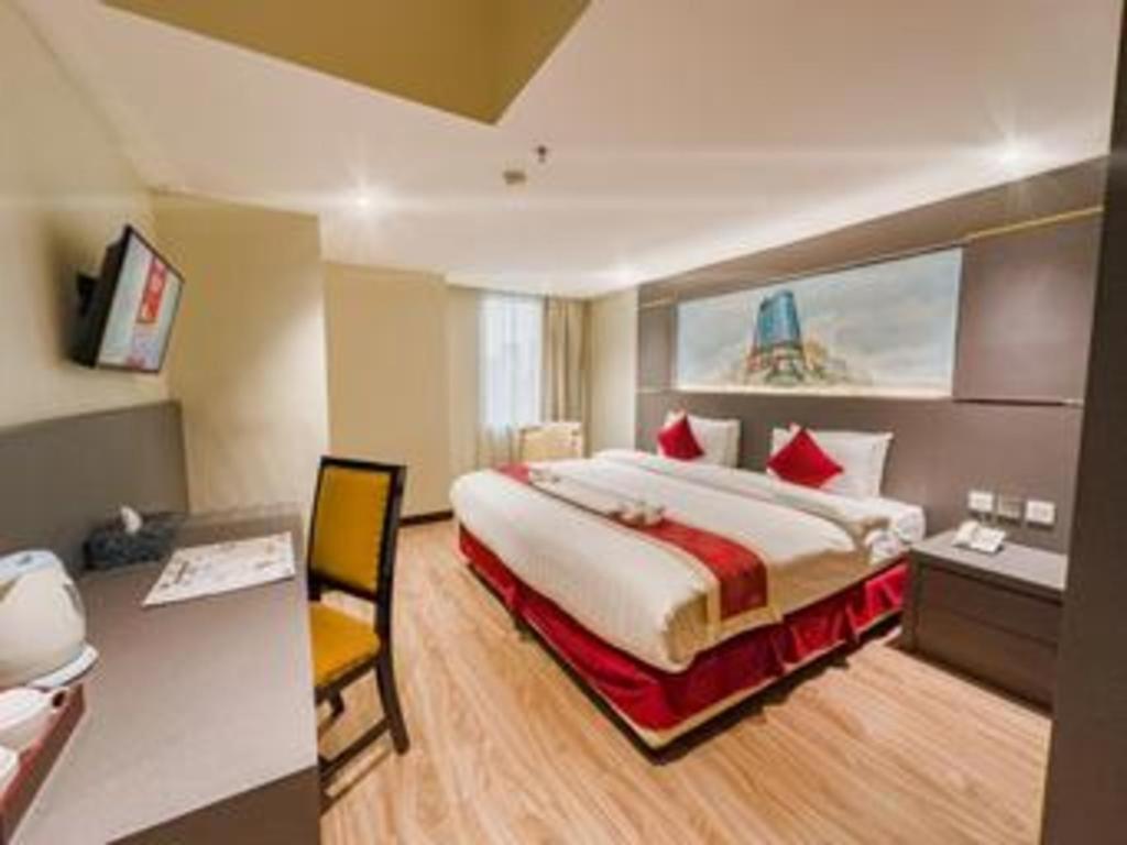 Hermes Palace Hotel Medan Extérieur photo