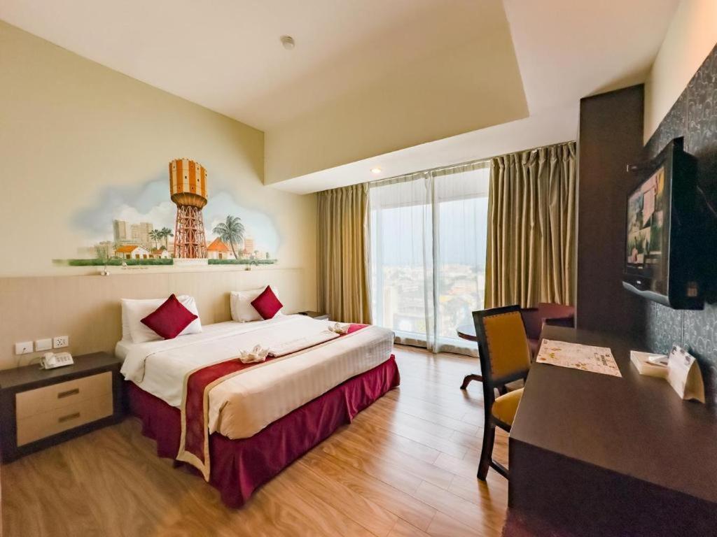 Hermes Palace Hotel Medan Extérieur photo